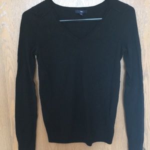 Black GAP Sweater
